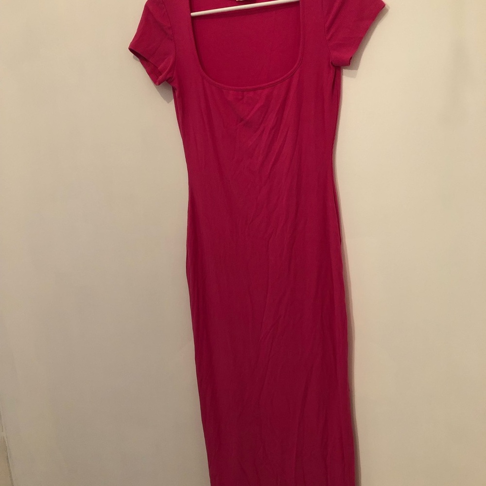 See You Monday Fuchsia Scoop-Neck Maxi Dress